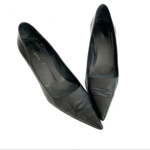Prada Leather Stiletto Medium Pumps Size 39